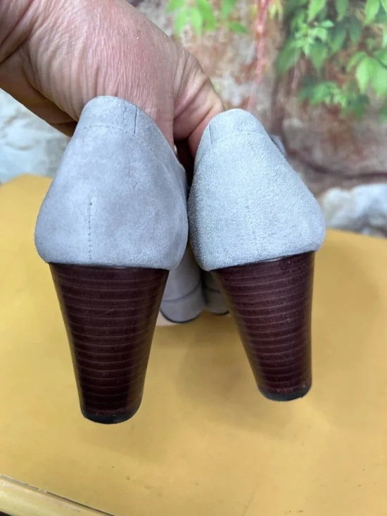 LANDS' END Gray Suede Lace-Up Oxfords, 7B - Picture 11 of 16